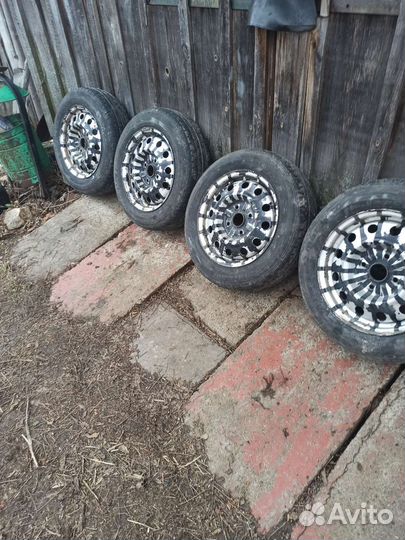 Колеса в сборе r15 летние