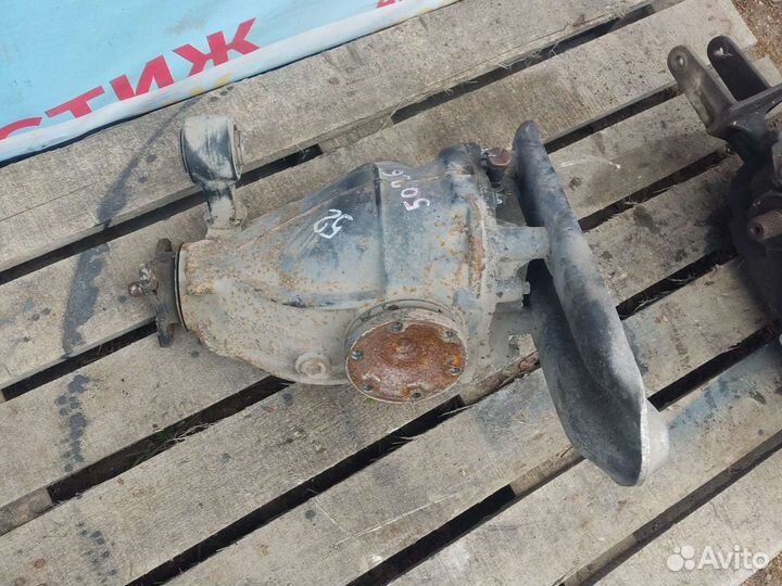 Задний редуктор Мерседес W 220