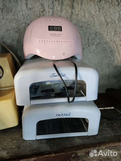 4 Лампы для маникюра