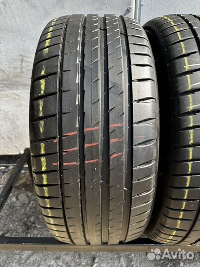 Michelin Pilot Sport 4 225/45 R19