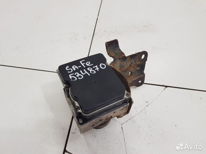 Блок ABS (насос) (Hyundai Santa Fe)