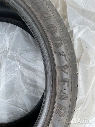 Goodyear Eagle F1 Asymmetric 2 275/35 R20 и 245/40 R20 99Y