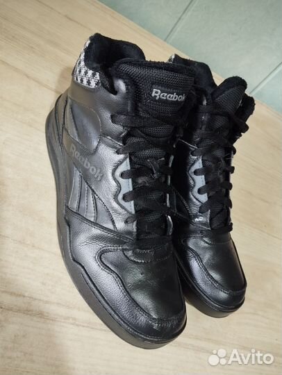 Кроссовки Reebok Оригинал размер 43-27,5 см