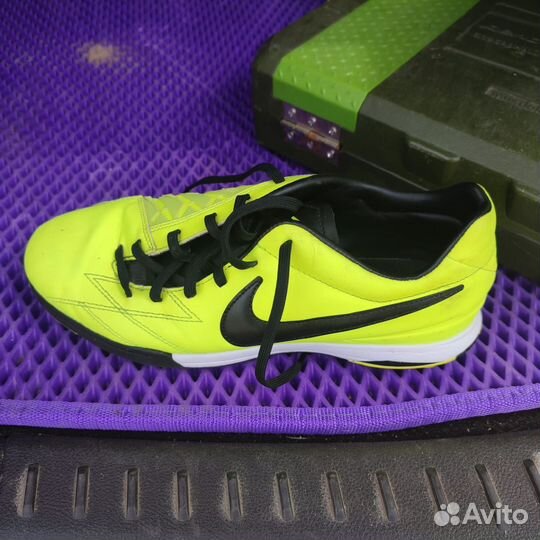 Футзалки nike