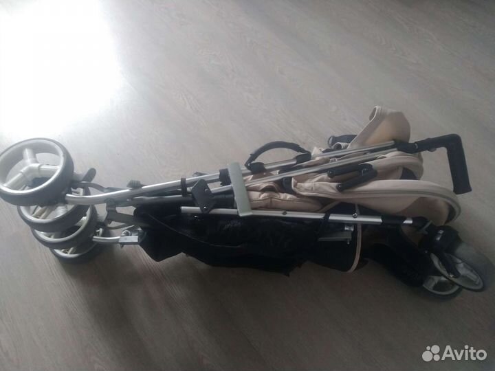 Коляска прогулочная трансформер