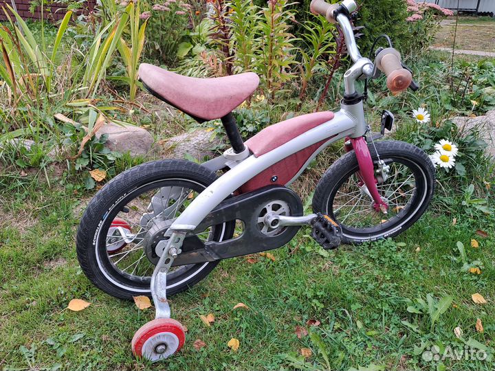 Детский трехколесный велосипед