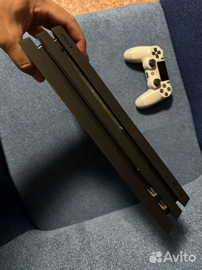 Sony playstation PS4 Pro 1TB