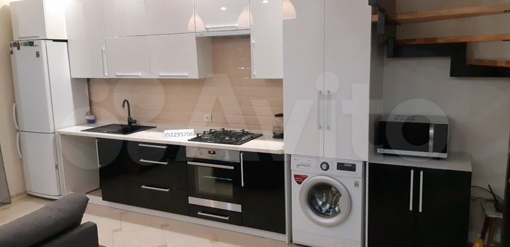 Дом 75 м² на участке 4 сот.