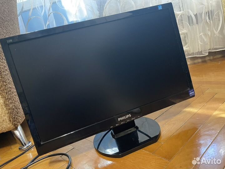 Монитор philips