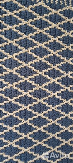 Коврик вязаный