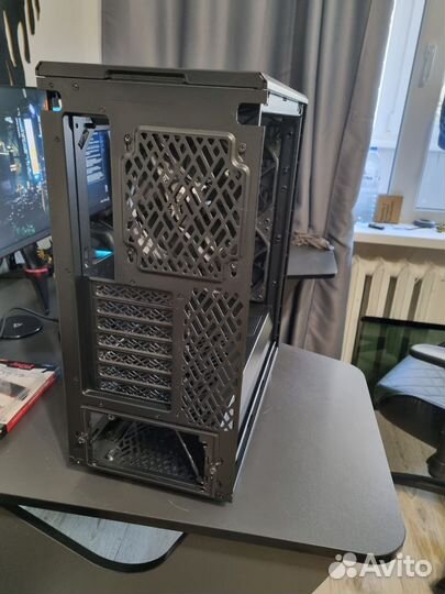 Корпус Fractal Design Meshify 2 Compact
