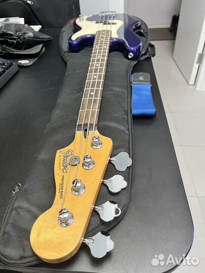 Fender Precision bass