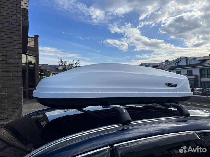 Автомобильный бокс на крышу