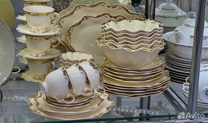 Одежда, посуда, аксессуары