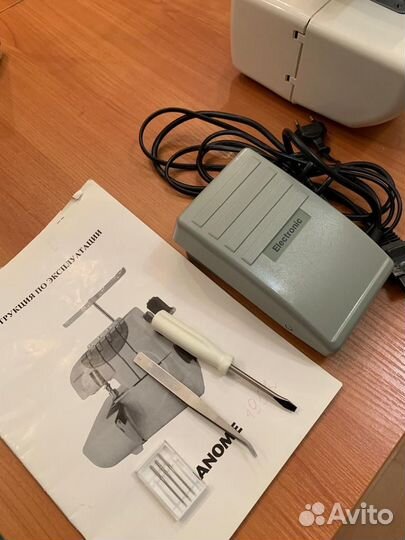 Оверлок Janome MyLock 4952