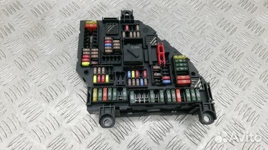 Блок предохранителей BMW 5 F10/F11 (3BA09M101)