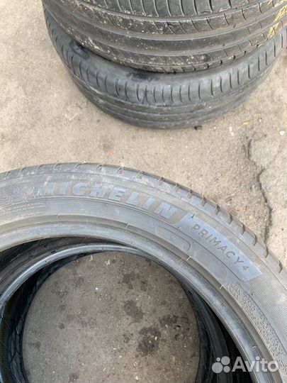 Michelin Primacy 4 235/45 R17 97W