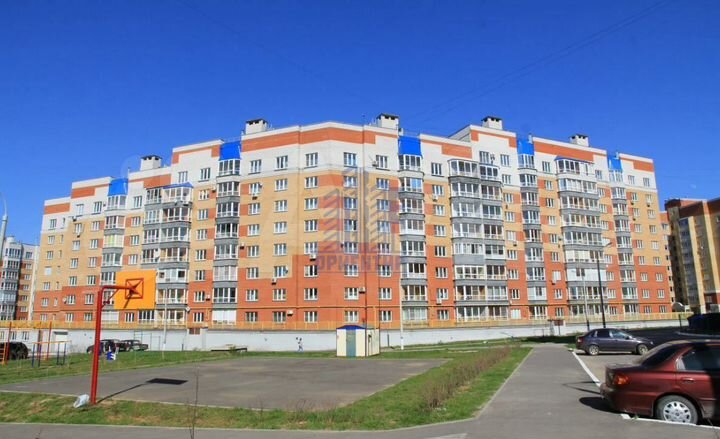 2-к. квартира, 76 м², 3/7 эт.
