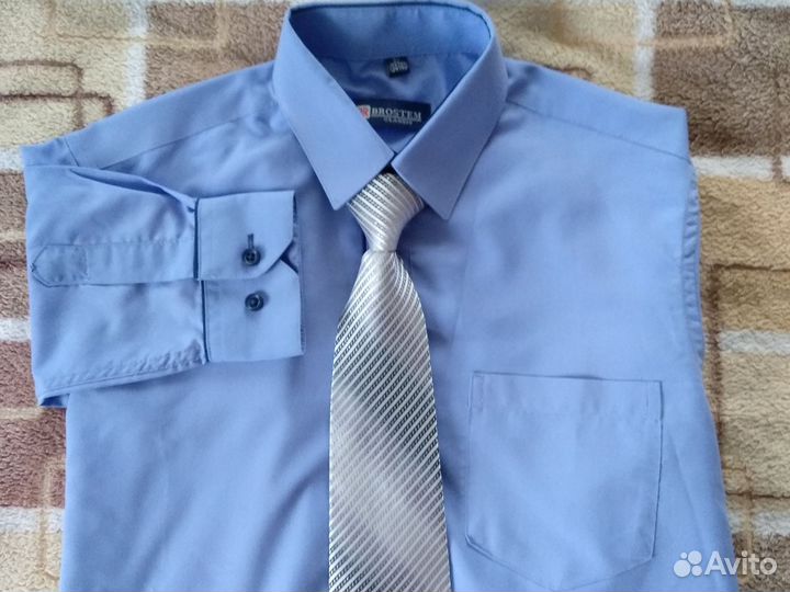 Комплект рубашек на мальчика с галстуками