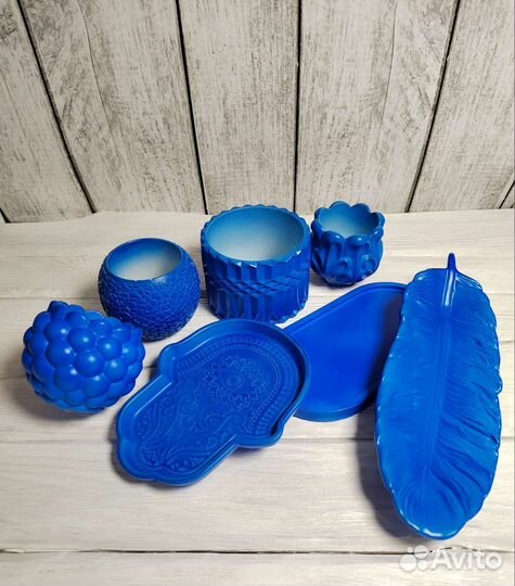 Подставки из гипса. Синий неоновый