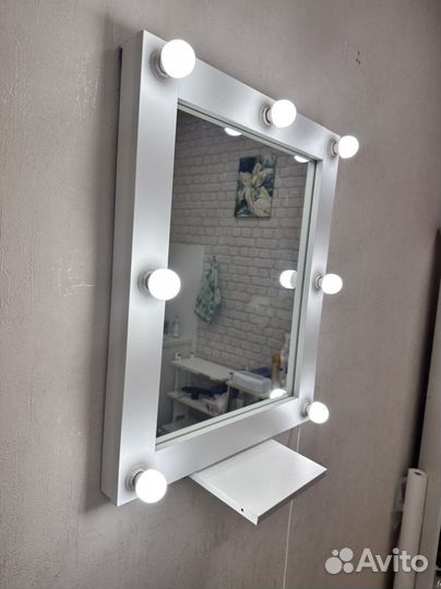 Гримерное зеркало