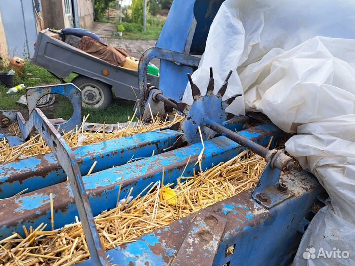 Пресс-подборщик Fortschritt К-453, 2003