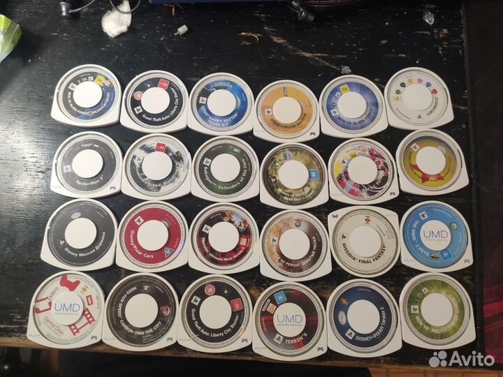 Диски для psp очень много