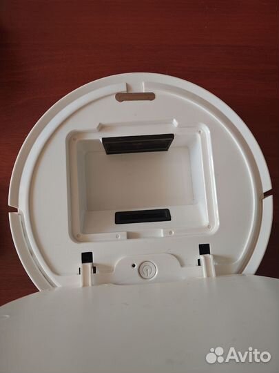 Робот пылесос Alibot