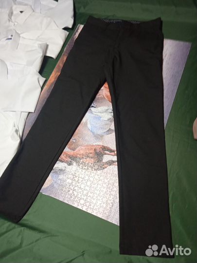 Продам школьные вещи, рубашки, брюки, джемпера