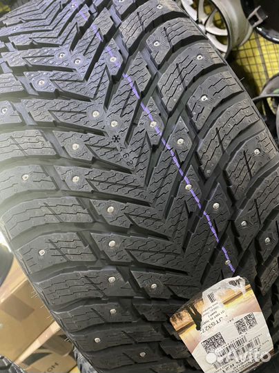 Nokian Tyres Hakkapeliitta 10p 255/40 R21 102T