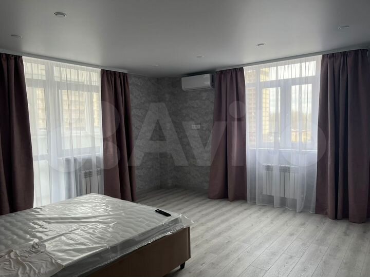 3-к. квартира, 98 м², 8/18 эт.