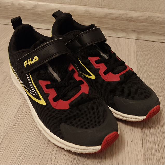Кроссовки fila 35 размер