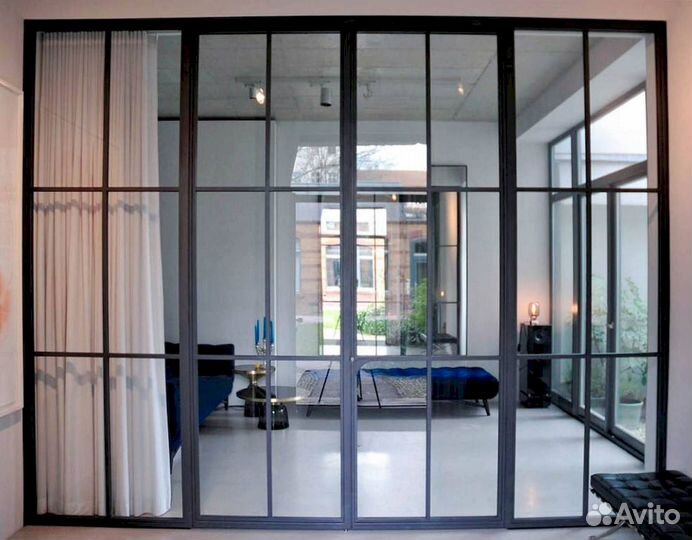 Стеклянная перегородка
