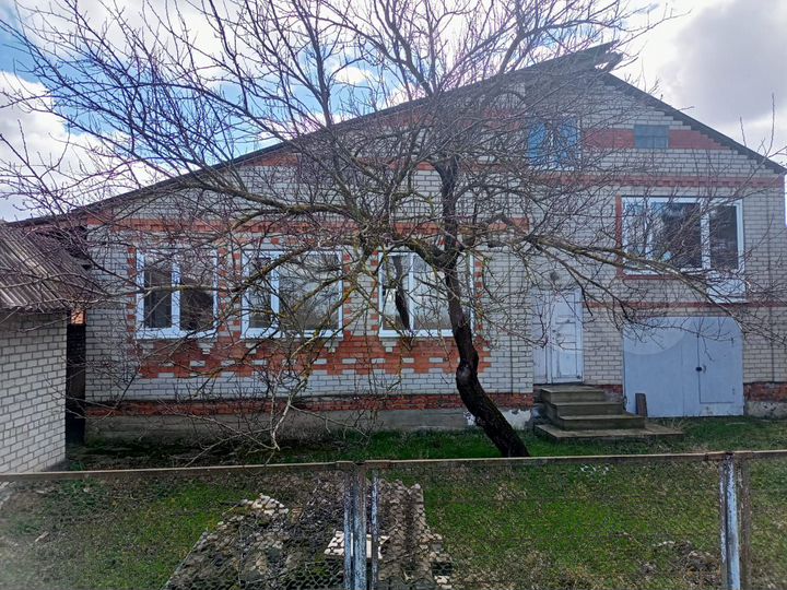 Дом 150 м² на участке 8 сот.