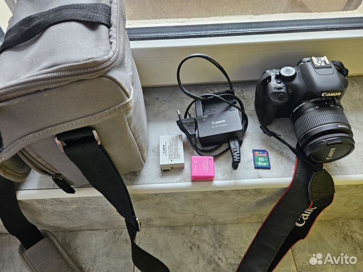 Зеркальный фотоаппарат canon 550d