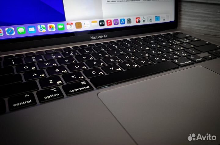 Apple MacBook Air 13 2020 m1 3.2/8/250gb