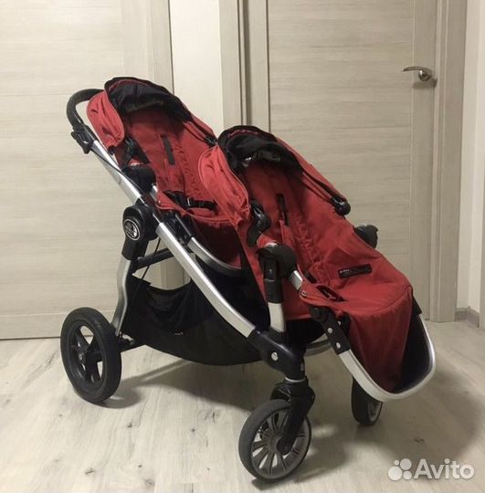 Коляска для двойни или погодок