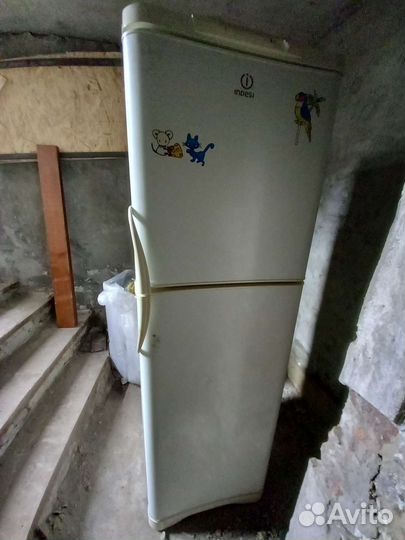Холодильник бу