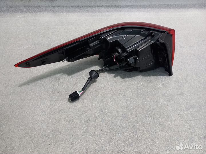 Фонарь правый Rio 4 Рестайл (2020 - 2023) Галоген