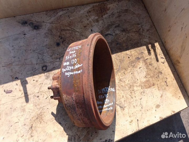 Ступица задняя Mercedes Lk 814 OM366A 1993