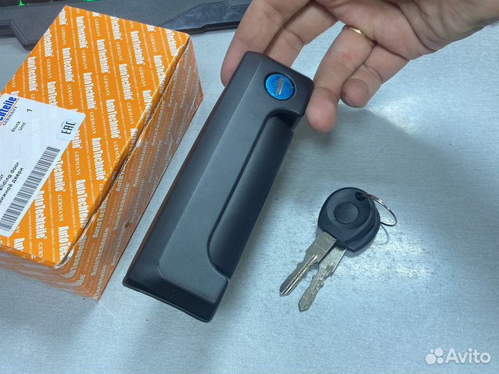 Vw T4 боковая ручка раздвижной двери