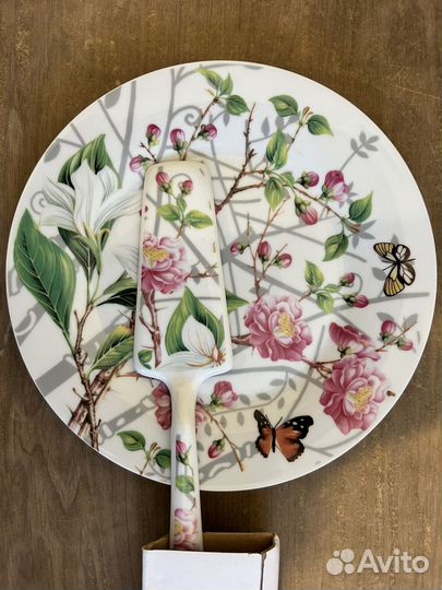 Тортница с лопаткой