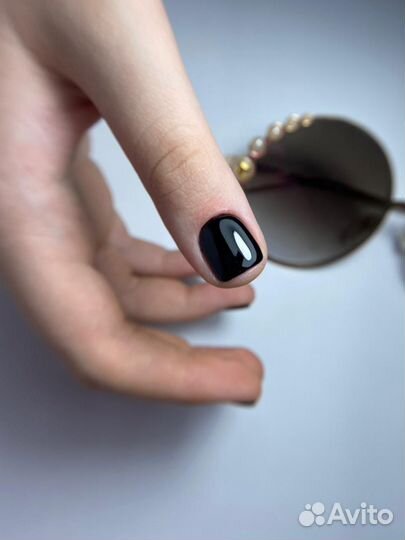 Маникюр Отрадное