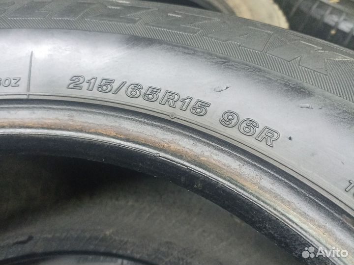 Bridgestone Blizzak WS-60 215/65 R15