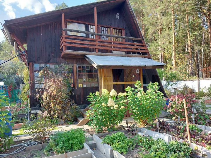 Дача 72 м² на участке 8,2 сот.