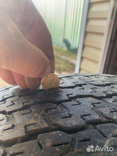 Bridgestone Dueler H/T 255/70 R15