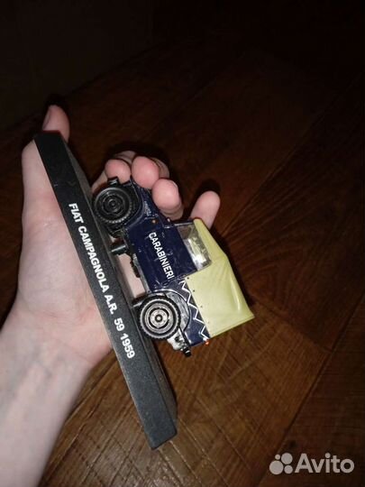 Коллекционная масштабная модель машинка