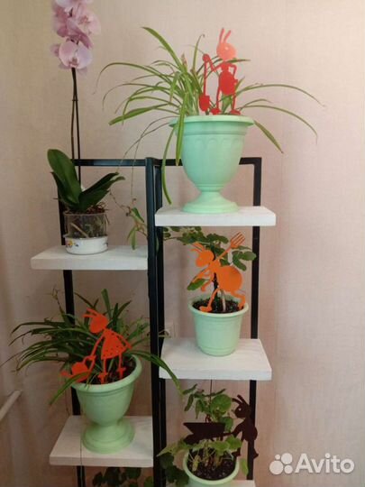 Этажерка для цветов