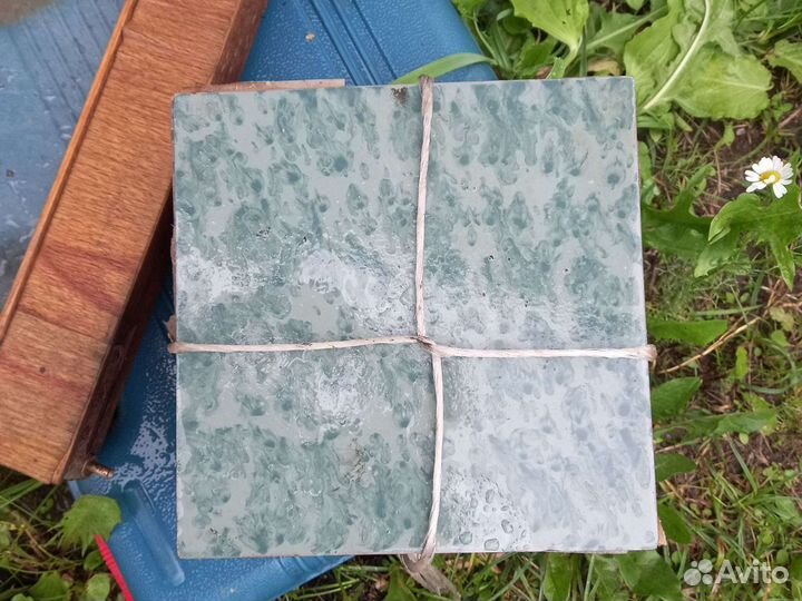 Плитка глиняная