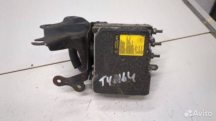 Блок абс, насос Toyota Avensis 3, 2009